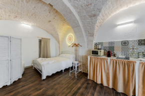 Suite Violetta by Rentbeat